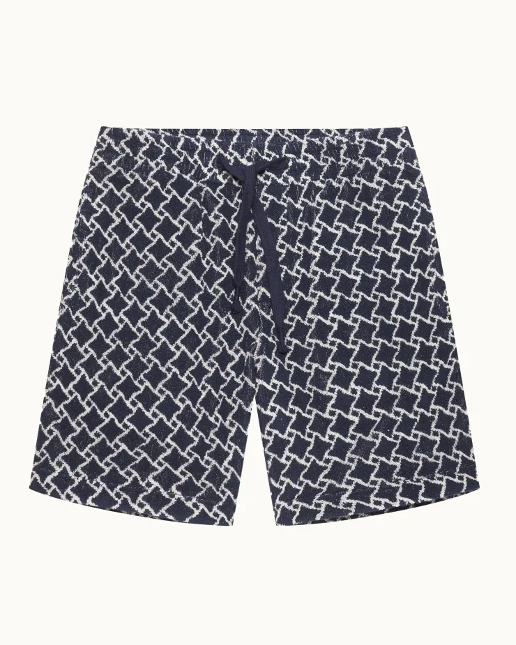 Trevone- Outlet